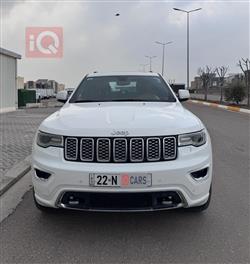 جیپ گراند شیرۆکی